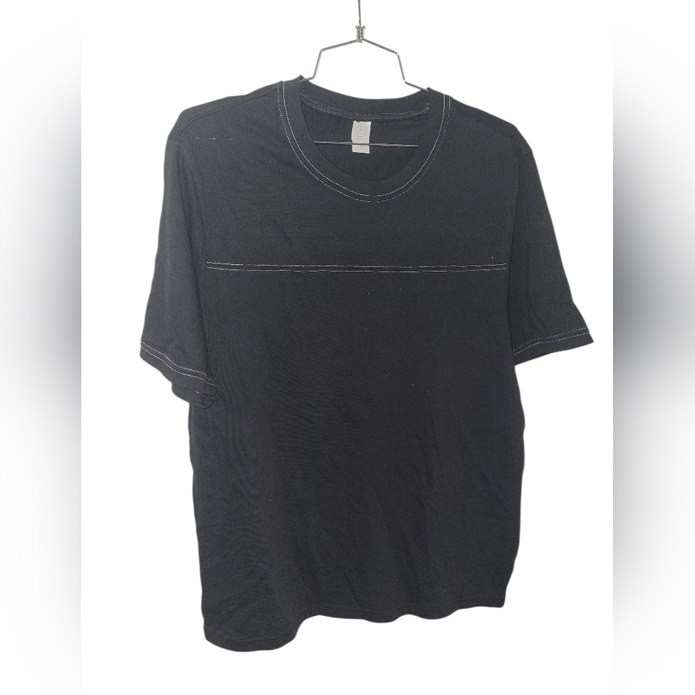 Alternative Black Short Sleeve Tee With Contrast Stitching Sz M